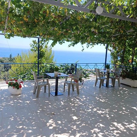 Ionian View Guest House Qeparo Esterno foto