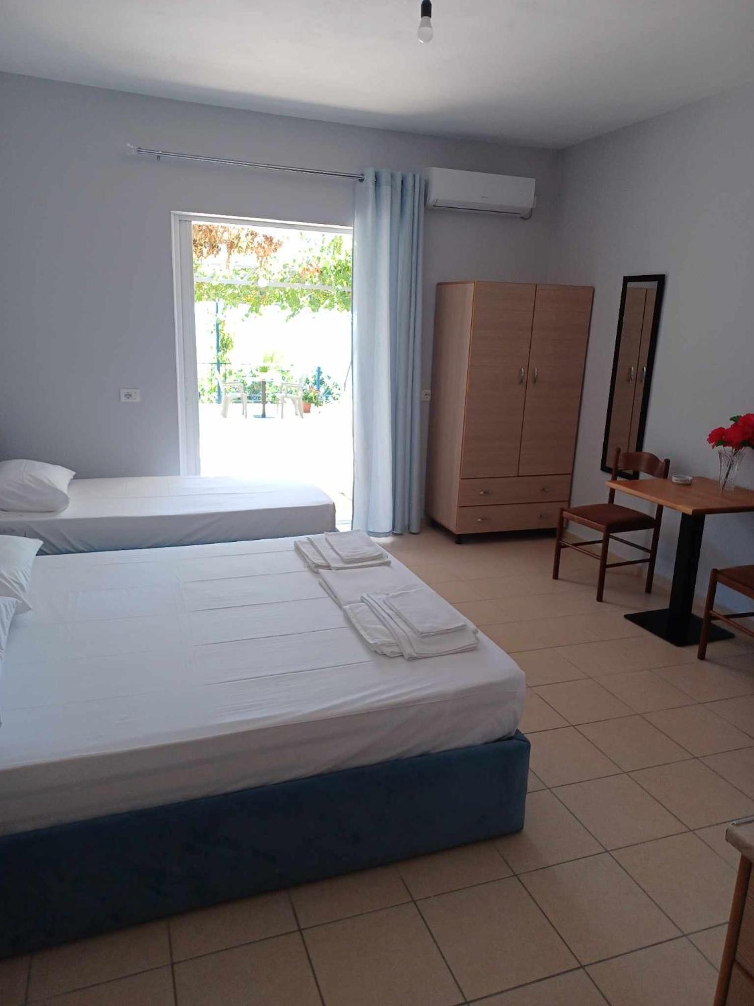 Ionian View Guest House Qeparo Esterno foto